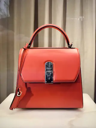 شنطة دلو جلدية — بألوان متعددة view 2